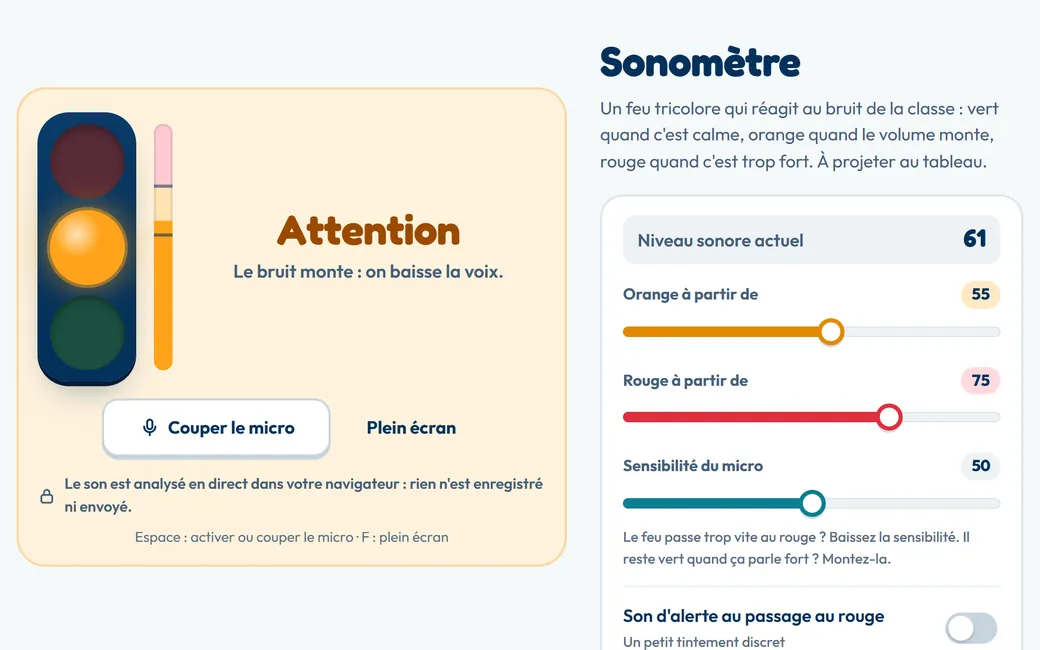 Sonomètre de classe : feu tricolore à l'orange « Attention », jauge du niveau sonore et réglages des seuils